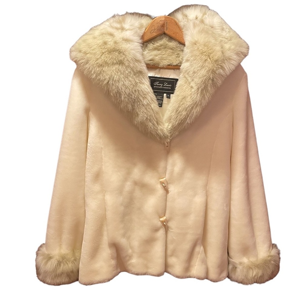 Terry Lewis Luxury Designs Faux Fur‎ Coat